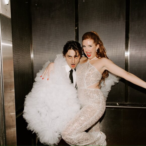 Huge Tulle White Boa - Picture 2 of 7